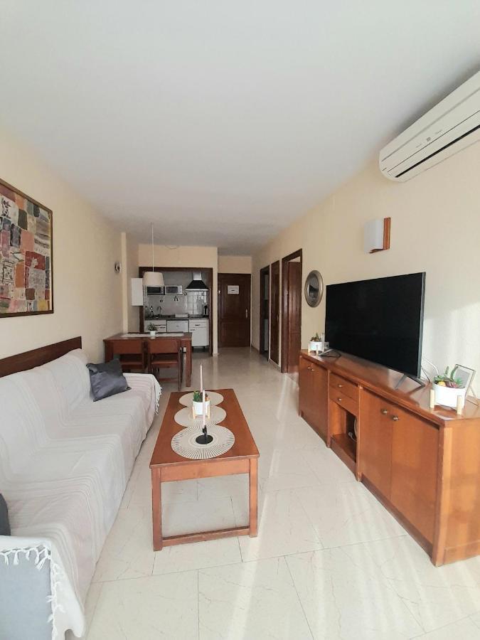 Nice Apartment In Hotel Ronda 4 First Beach Line 푸엔히롤라 외부 사진