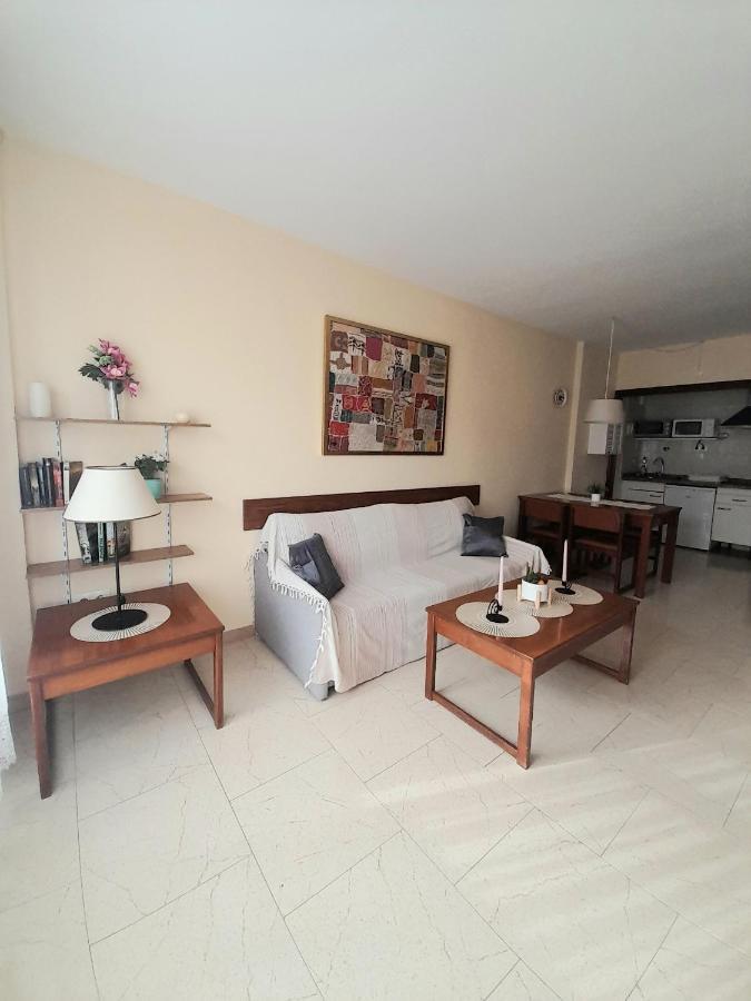 Nice Apartment In Hotel Ronda 4 First Beach Line 푸엔히롤라 외부 사진