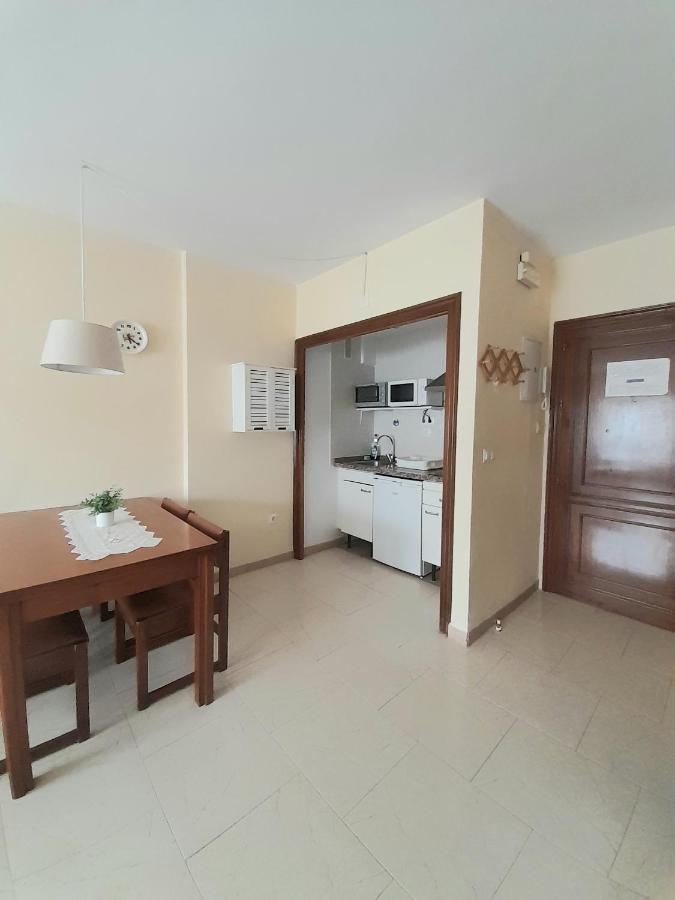 Nice Apartment In Hotel Ronda 4 First Beach Line 푸엔히롤라 외부 사진